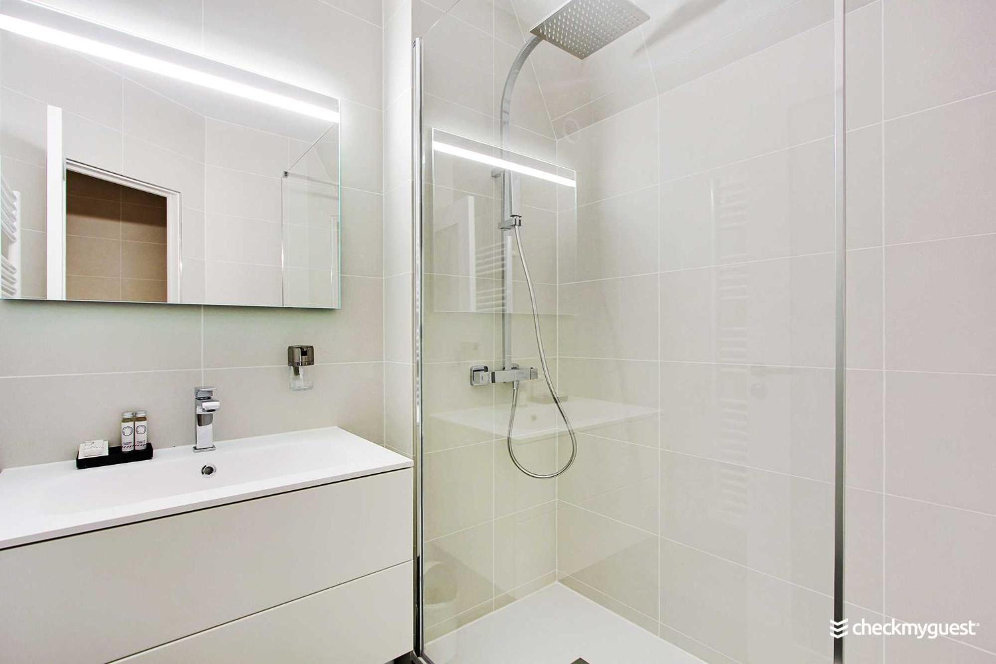 Authentic Apartment - 2Br-6P - Le Marais Paris Eksteriør billede